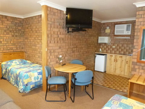 Wintersun Motel - Tourism Noosa 2