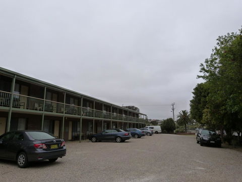 Wintersun Motel - Tourism Noosa 11