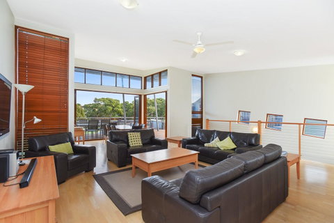 Villa 53 South Shores - Normanville S14 - Tourism Noosa 14