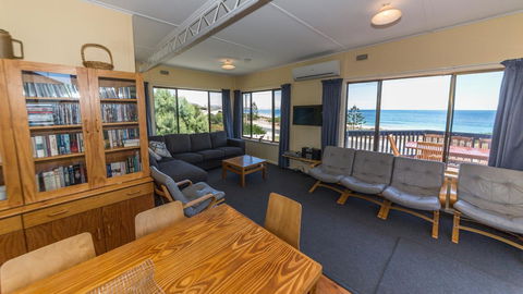 Sandy Feet 31 Gold Coast Drive - Tourism Noosa 2