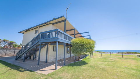 Sandy Feet 31 Gold Coast Drive - Tourism Noosa 21