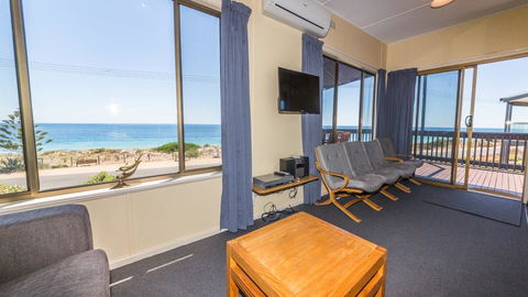 Sandy Feet 31 Gold Coast Drive - Tourism Noosa 10