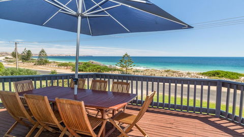 Sandy Feet 31 Gold Coast Drive - Tourism Noosa 0
