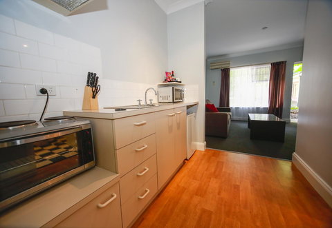 St Francis Winery - Tourism Noosa 8