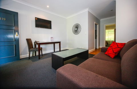 St Francis Winery - Tourism Noosa 7