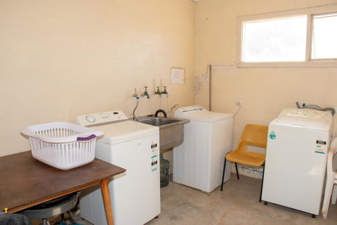 Kimba Units - Tourism Noosa 1