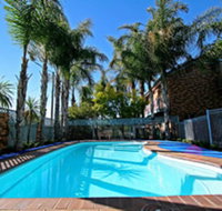 Cattlemans Country Motor Inn  Serviced Apartments - Tourism Noosa