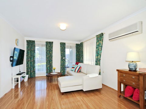 Moana Magic - C21 SouthCoast Holidays - Tourism Noosa 5