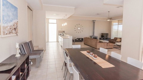 Golfers Paradise (18th Tee) - 52 Huntingdale Drive - Tourism Noosa 19