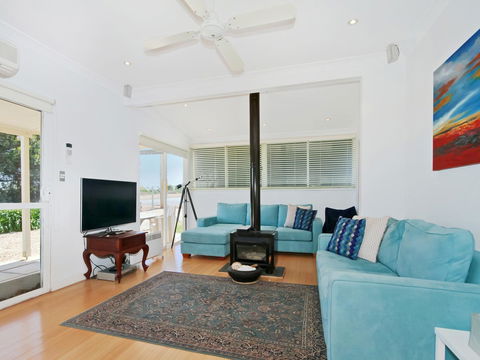 Boat House - Tourism Noosa 2