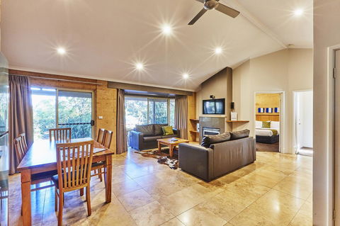 Eight Willows Retreat - Tourism Noosa 12