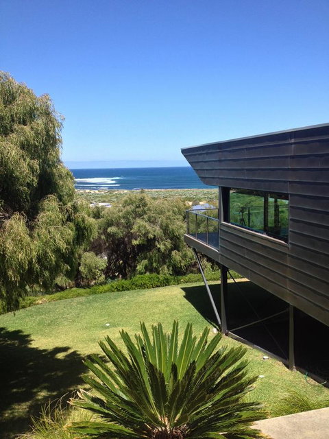 The Roozen Residence - Tourism Noosa 3