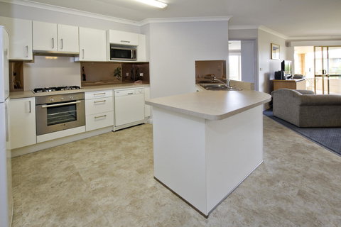 Abbey Beach Resort - Tourism Noosa 21