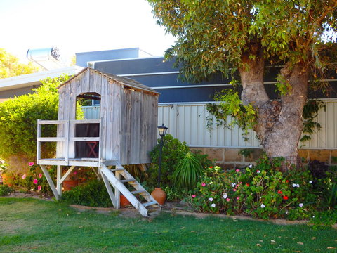 Lazy Lobster Holiday Units & Chalets - Tourism Noosa 21