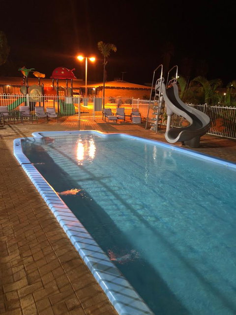 Carnarvon Motel - Tourism Noosa 11