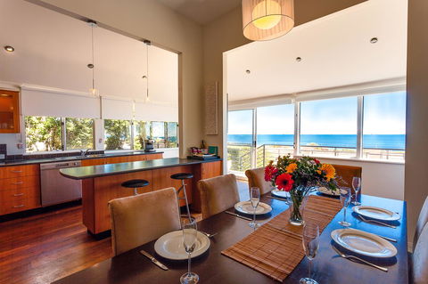 Cottesloe Beach House I - Tourism Noosa 18