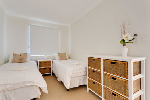Cottesloe Beach House I - Tourism Noosa 9