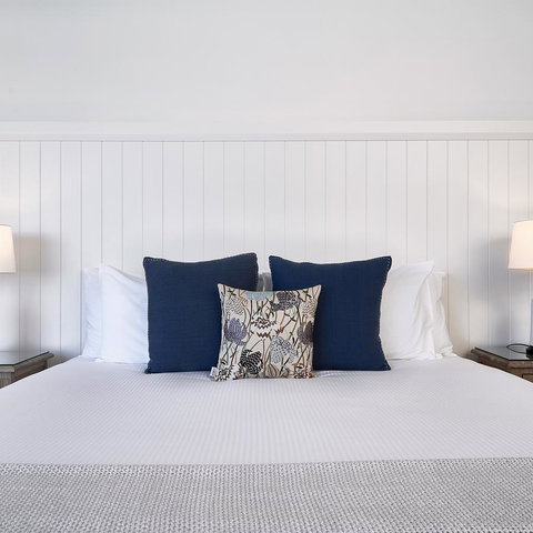 Anchorage Port Stephens - Tourism Noosa 24