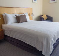 Ocean Beach Hotel - Tourism Noosa