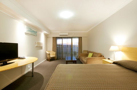Dog Rock Motel - Tourism Noosa 32