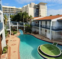 West Beach Lagoon 220 Stylish and Cozy - Tourism Noosa