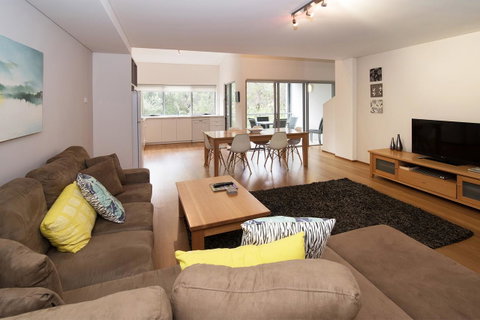 Pegasus - Tourism Noosa 8