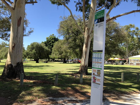 Perth Lake Side Lodge - Tourism Noosa 21