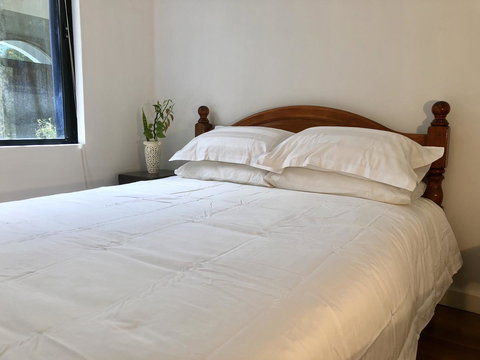 Perth Lake Side Lodge - Tourism Noosa 7