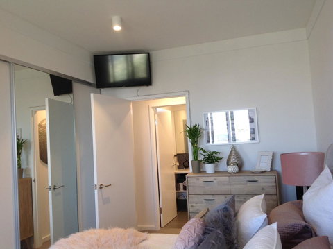 La Sea-esta Retreat At South Beach - Tourism Noosa 9