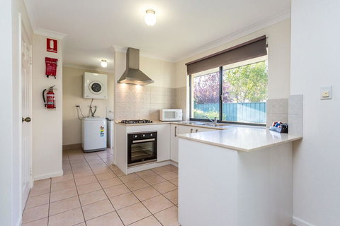 Country Comfort Perth - Tourism Noosa 16