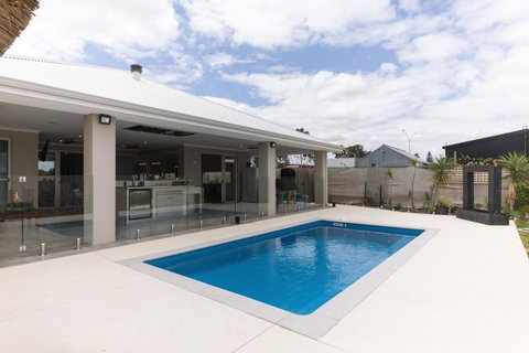 Epsom On Swan Bed & Breakfast - Tourism Noosa 7
