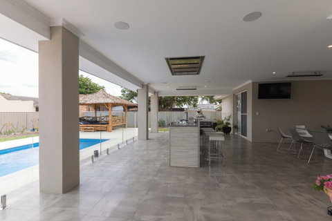 Epsom On Swan Bed & Breakfast - Tourism Noosa 5