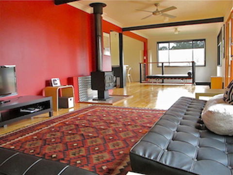 Pendeli Beach House - Tourism Noosa 0
