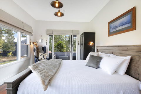 Romanz In The Valley (Luxury B&B) - Tourism Noosa 3