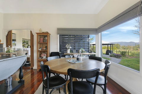 Romanz In The Valley (Luxury B&B) - Tourism Noosa 18