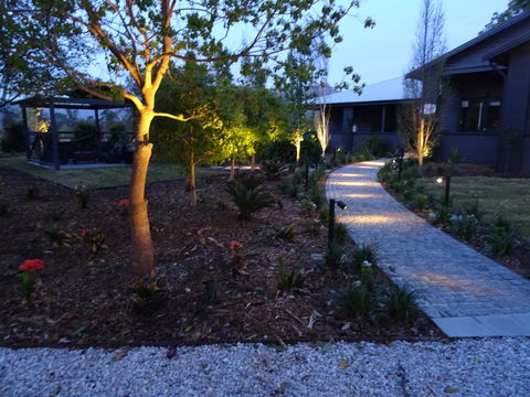 Romanz In The Valley (Luxury B&B) - Tourism Noosa 24