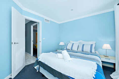 On The Beach Getaway - Tourism Noosa 5