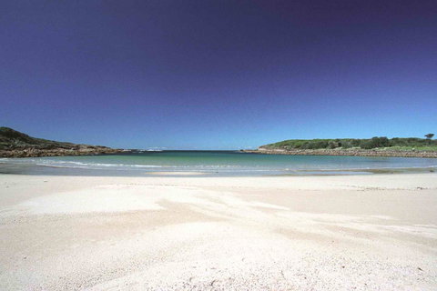 On The Beach Getaway - Tourism Noosa 14