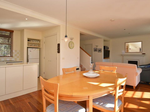 Villa 2br Prosecco Villa Located Within Cypress Lakes Resort - Tourism Noosa 6