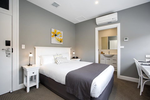 CH Boutique Hotel & Apartments, Ascend Hotel Collection - Tourism Noosa 25