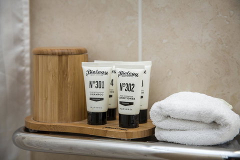 CH Boutique Hotel & Apartments, Ascend Hotel Collection - Tourism Noosa 37