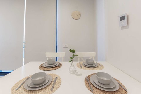 Japanese Style Waterfront Apt Wt Rooftop Pool - Tourism Noosa 17