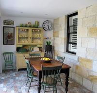 Apple Tree Cottage - Tourism Noosa