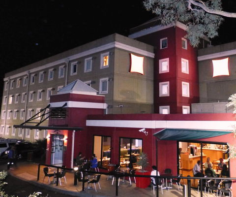 Ibis Thornleigh - Tourism Noosa 0