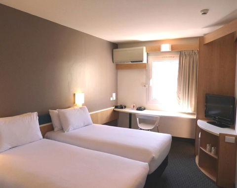 Ibis Thornleigh - Tourism Noosa 24