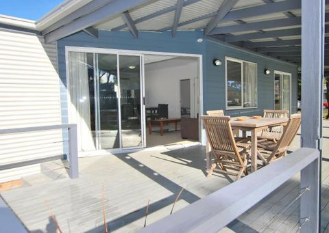 Huskisson Holiday Motel Cabins - Tourism Noosa 32