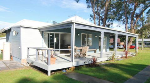 Huskisson Holiday Motel Cabins - Tourism Noosa 24