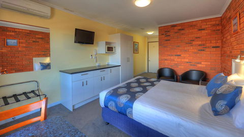Pelican Motor Inn - Tourism Noosa 15