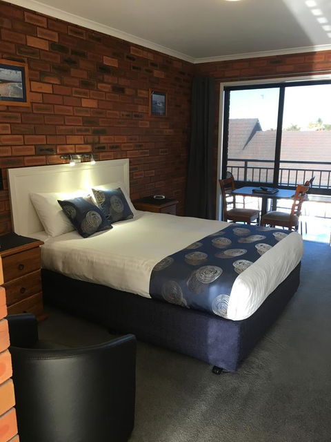 Pelican Motor Inn - Tourism Noosa 19