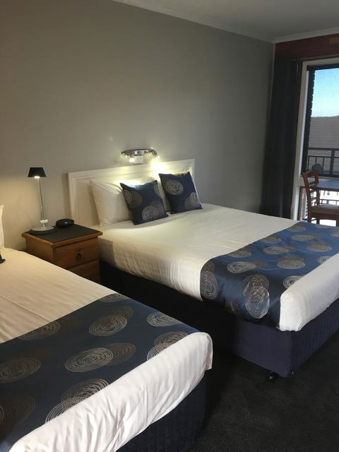 Pelican Motor Inn - Tourism Noosa 6